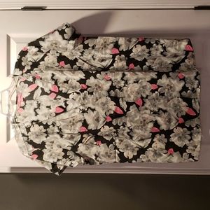 2 for 1 Woman within 3x size 30/32 lightweight/ thin short sleeve tops